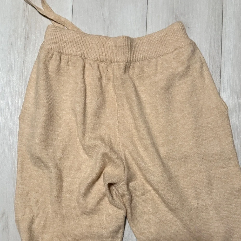 Cara Loren Cozy Tan Sweater Hoodie and Jogger Set ( small hole by tag on pants)